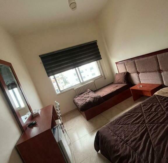 اتاق اکونومی, Nojoom