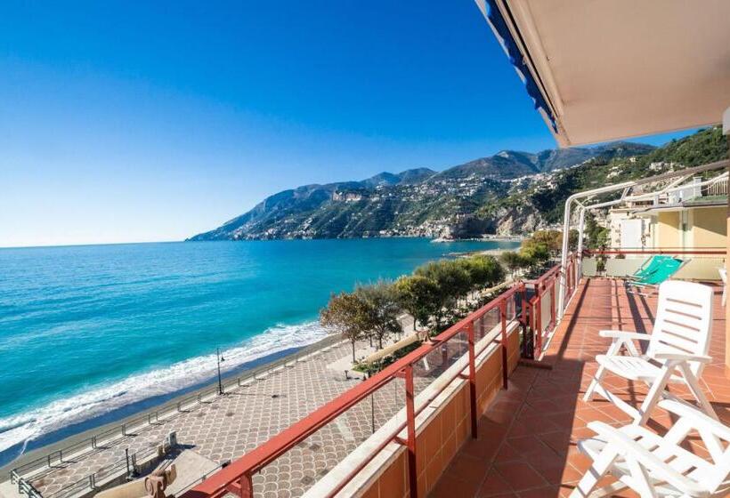 Апартаменты 3 Спальни Вид на Море, Casa Vacanze Maiori