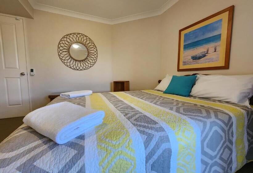 Апартаменты 3 Спальни, Fairways Golf & Beach Retreat Bribie Island