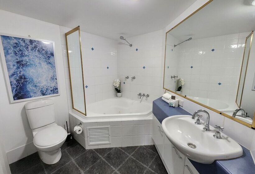 Апартаменты 2 Спальни, Fairways Golf & Beach Retreat Bribie Island