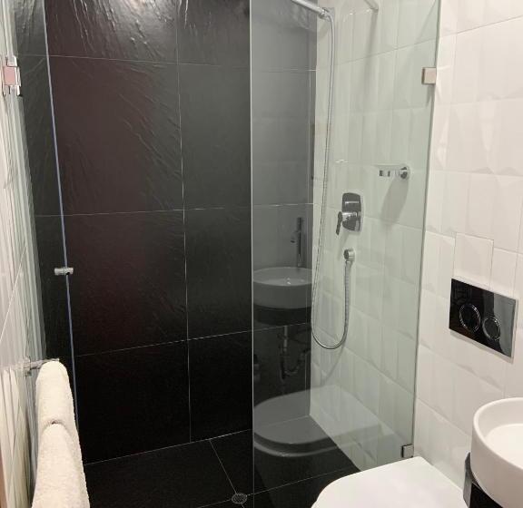 Standardzimmer, Amerindia