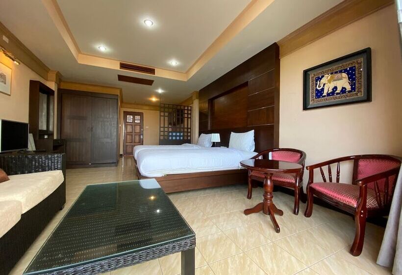 غرفة سوبيريور مطلّة علي البحر, Baan Kongdee Sunset Resort Kata