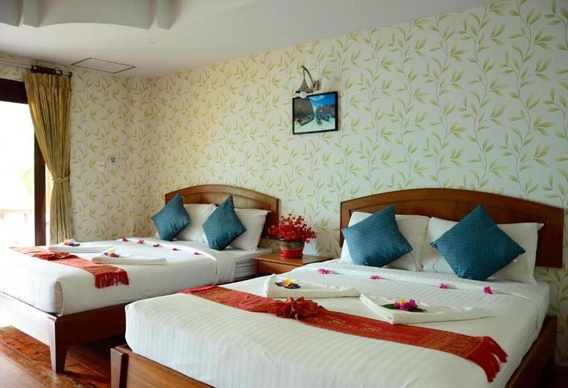 패밀리 방갈로, Chongkhao Resort  Phi Phi Island