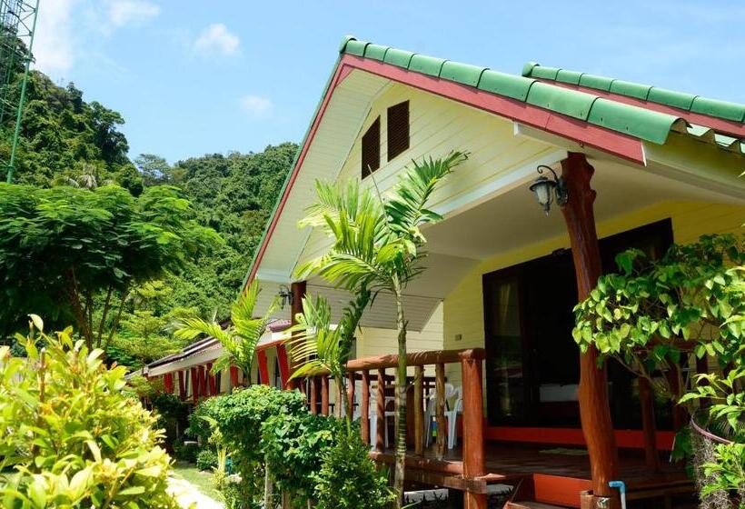 패밀리 방갈로, Chongkhao Resort  Phi Phi Island