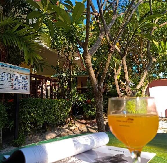 패밀리 방갈로, Chongkhao Resort  Phi Phi Island