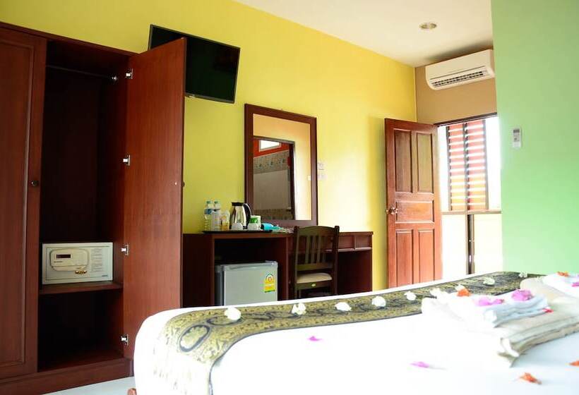 디럭스 룸, Chongkhao Resort  Phi Phi Island
