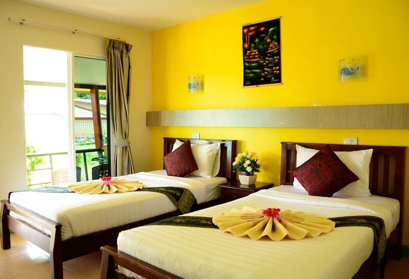 수피리어 룸, Chongkhao Resort  Phi Phi Island