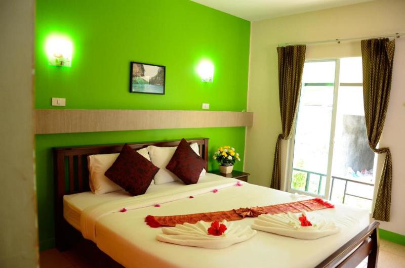 수피리어 룸, Chongkhao Resort  Phi Phi Island