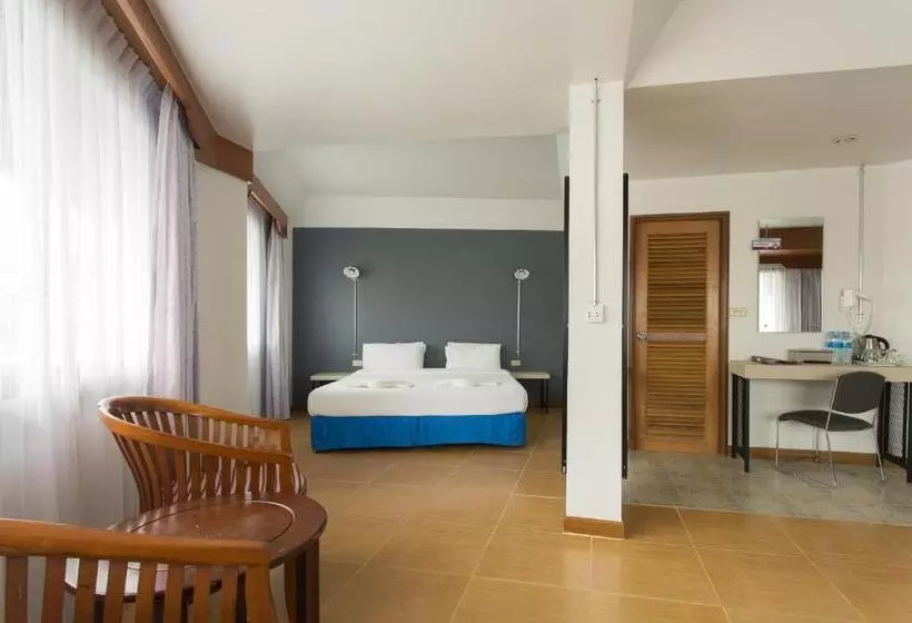 اتاق سوپریور خانوادگی, City Hotel Krabi