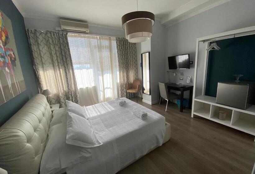 标准间带阳台, Corso Italia Rooms