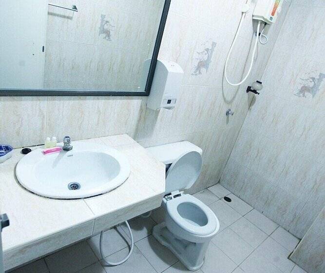 חדר דלוקס, The Encore