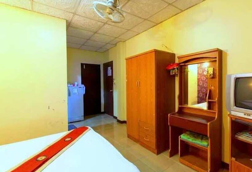 חדר דלוקס, The Encore