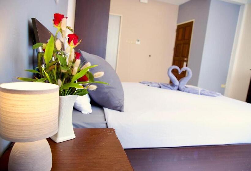 스탠다드 룸, Golden Guesthouse By The Beach Cha Am