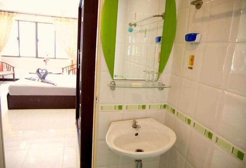 Номер Стандарт, Golden Guesthouse By The Beach Cha Am
