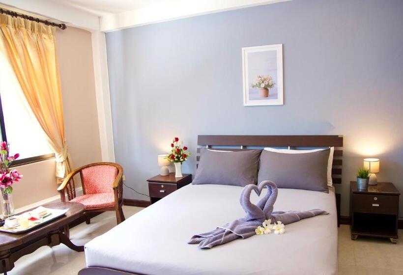 Номер Стандарт, Golden Guesthouse By The Beach Cha Am