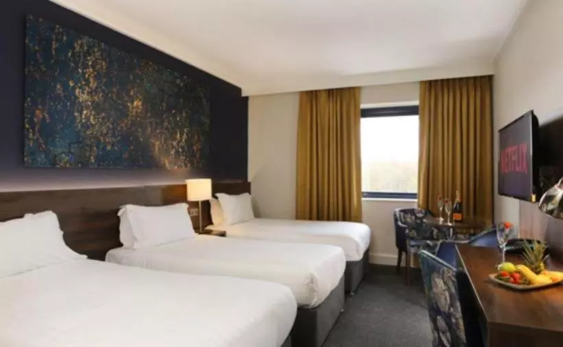 اتاق استاندارد سه نفره, Nox Hotel Galway