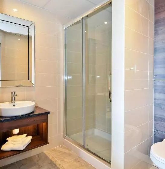 اتاق استاندارد سه نفره, Nox Hotel Galway