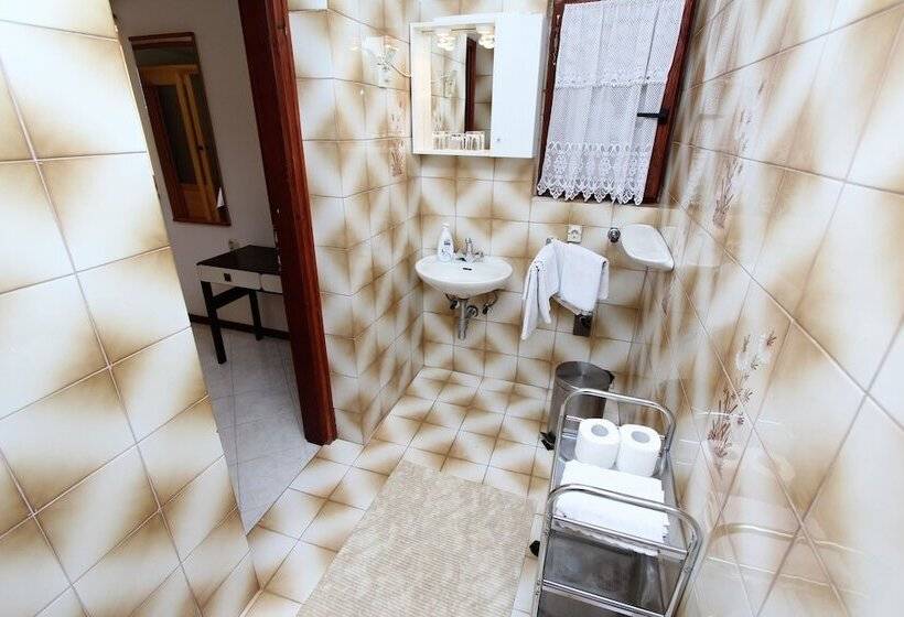 Студио Стандарт с Террасой, Room And Apartments Mariza