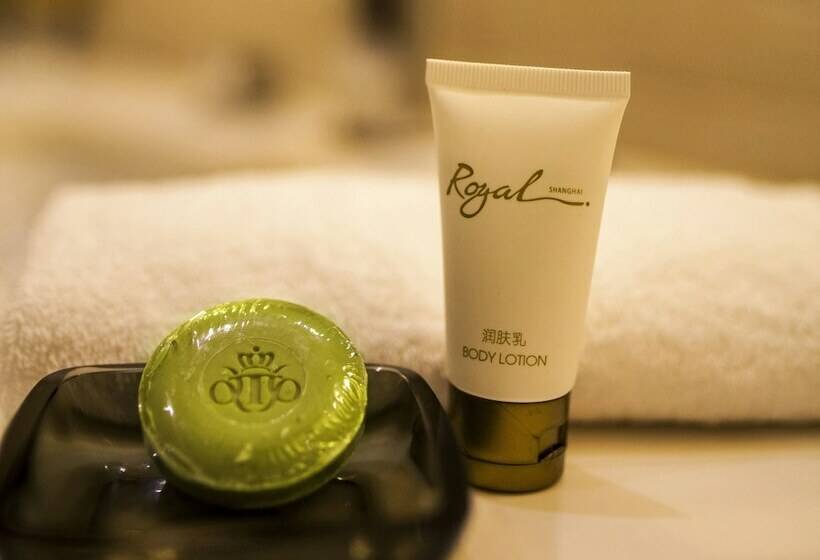 Номер Deluxe, Royal Century Hotel Shanghai