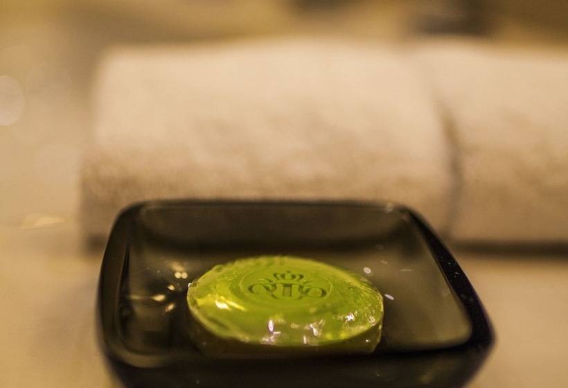 Номер Executive, Royal Century Hotel Shanghai