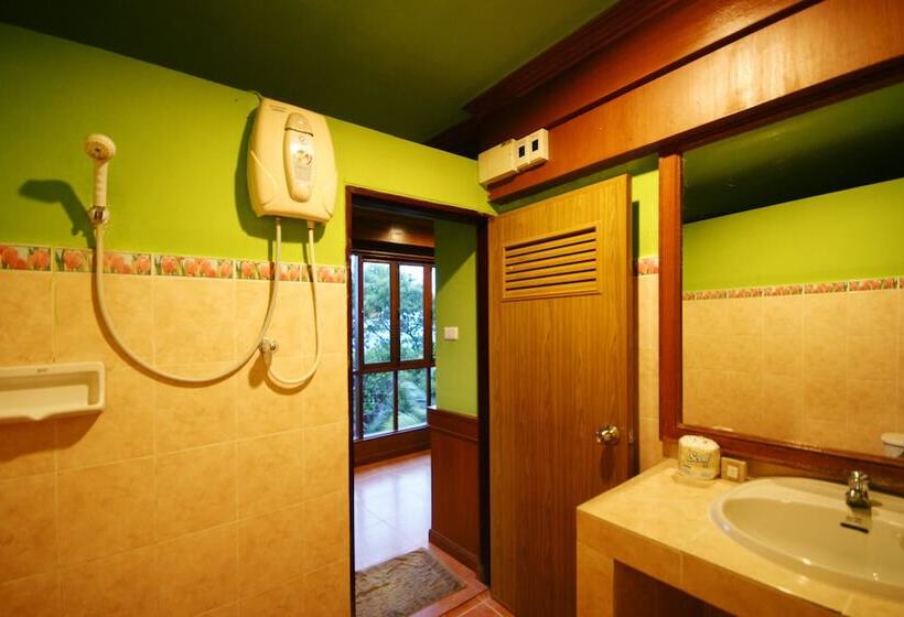 Номер Стандарт, Sea Breeze Resort   Sha Plus