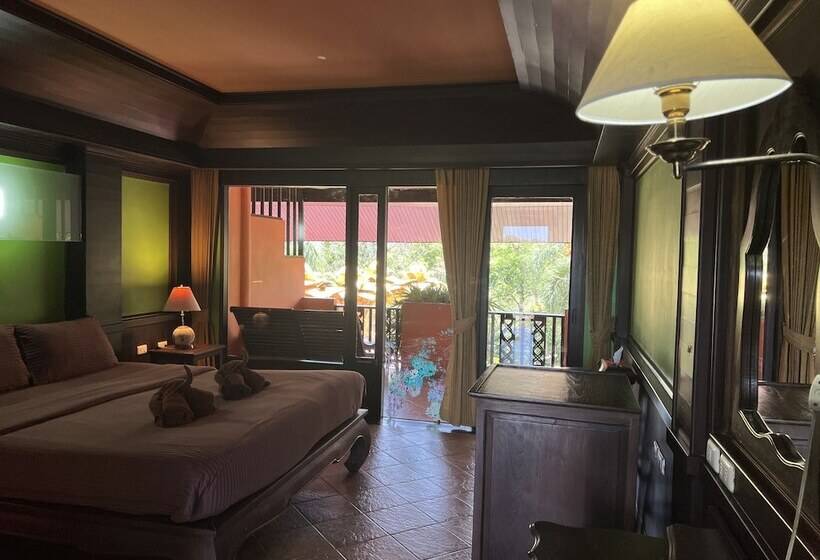 Номер Superior, Sea Breeze Resort   Sha Plus