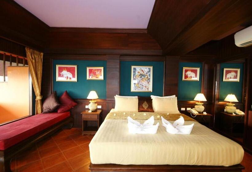 Номер Deluxe, Sea Breeze Resort   Sha Plus