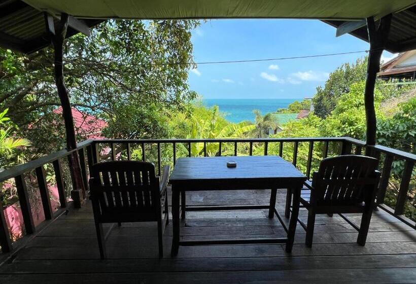 Бунгало Стандарт, Sea Breeze Resort   Sha Plus