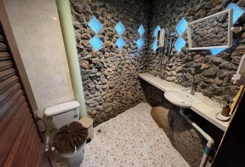 Бунгало Стандарт, Sea Breeze Resort   Sha Plus