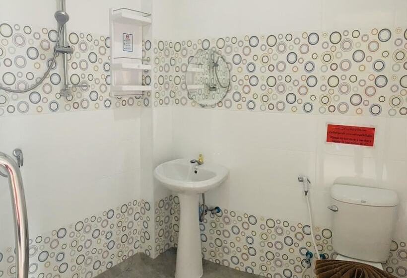 Quarto Triplo Estandar, Snow House