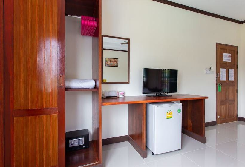 Quarto Triplo Estandar, Snow House