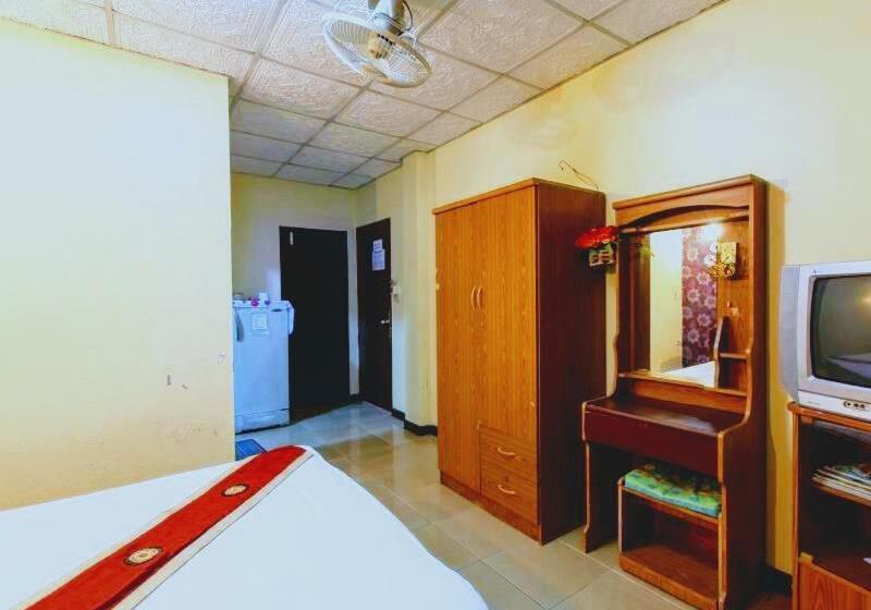 חדר סטנדרט, The Encore