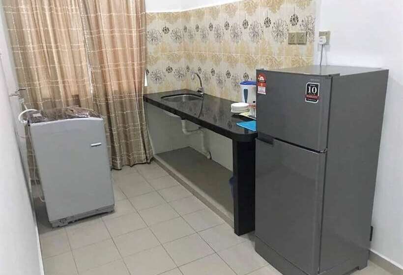 Апартаменты 3 Спальни, Shell Out Cenang Beach Resort