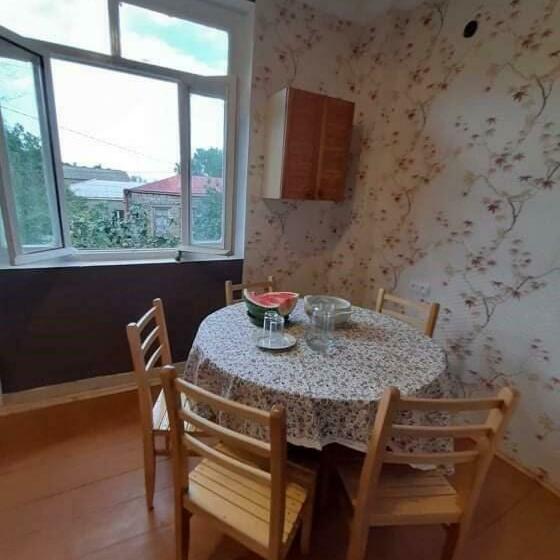 اتاق استاندارد, Nargizaanta