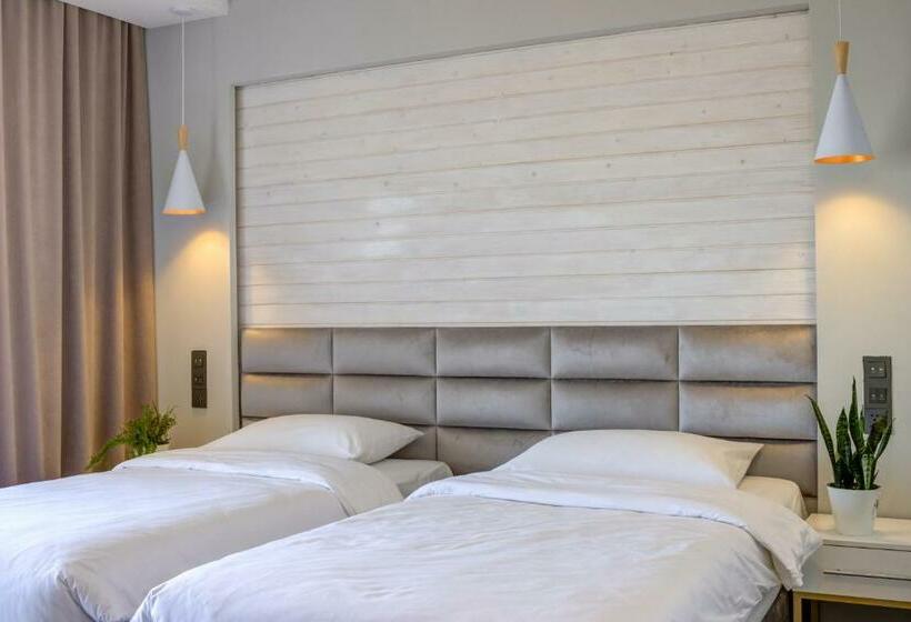 اتاق لوکس با بالکن, Olimp