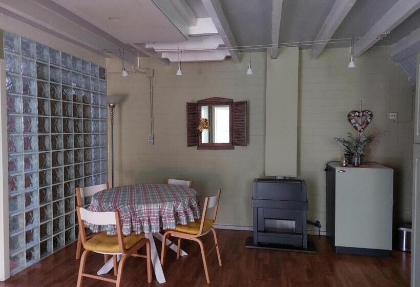 Дом 1 Спальня, B&b  T Gezellig Huizeke
