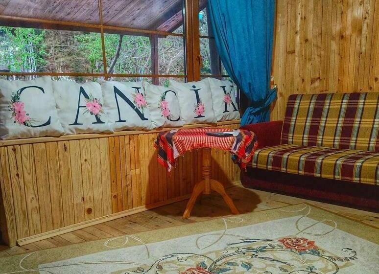 בונגלו סטנדרט עם נוף לגינה, Cancik Dağ Evleri