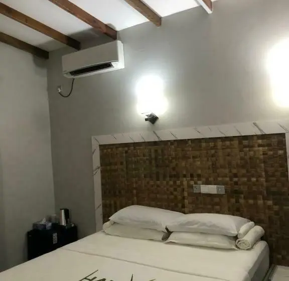 اتاق لوکس, Dhooni Finolhu Guesthouse