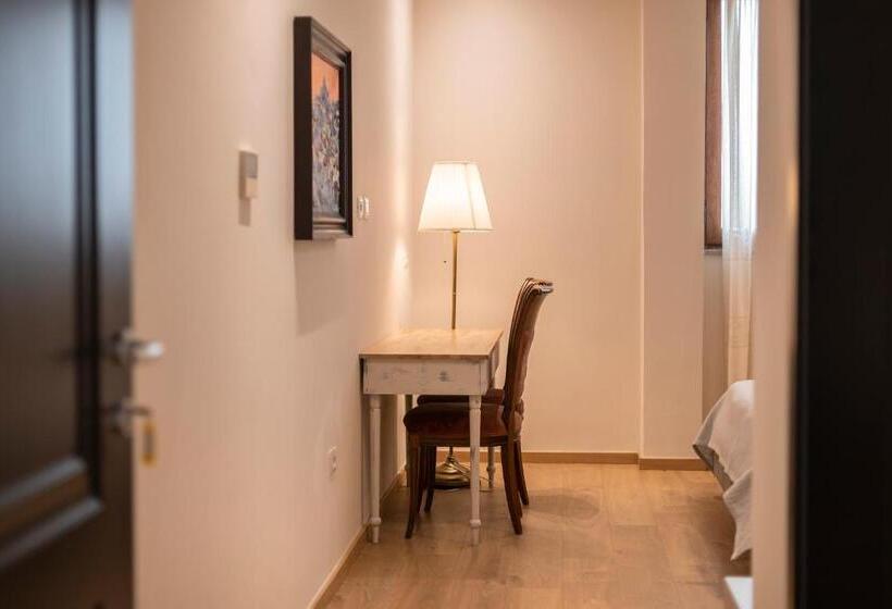 חדר סטנדרט, Agroturizem Gjepali