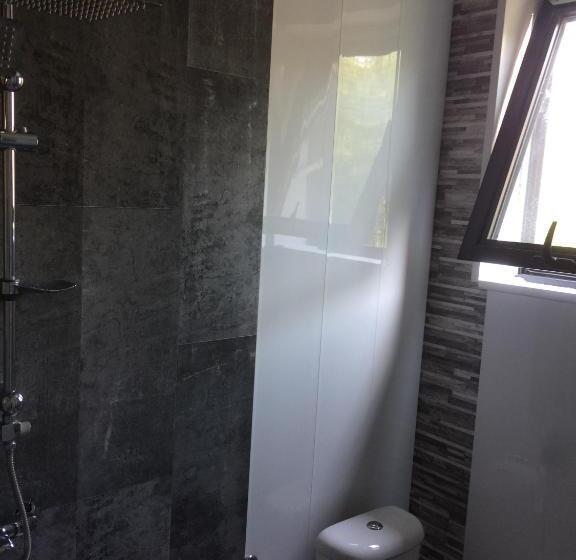 اتاق اکونومی, Villa Portina