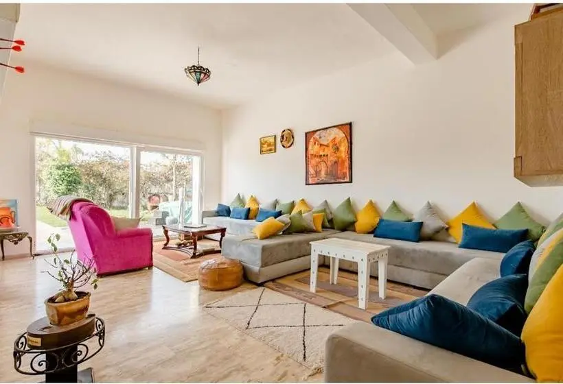 اتاق استاندارد, Elaaz Horse Farm