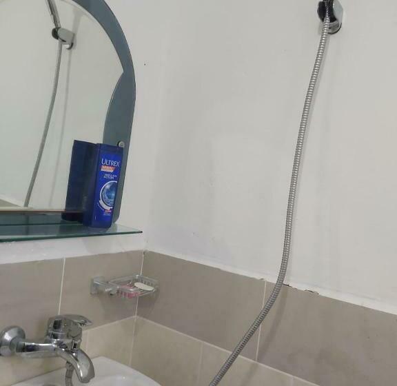 חדר אקונומי לארבעה, Seascape Vila