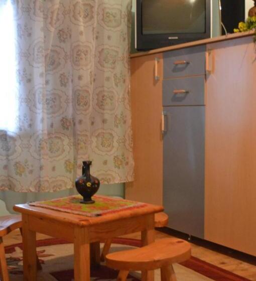 اتاق استاندارد, Mystic Forest Hostel