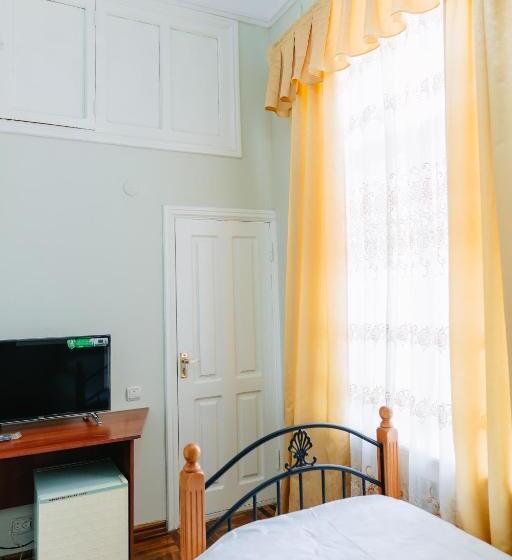 غرفة قياسية فردية, Lion B&b