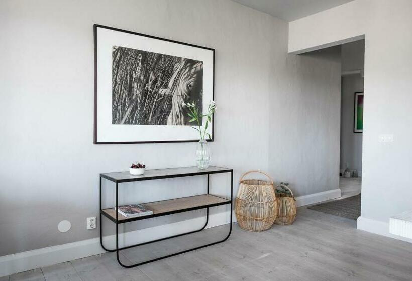 Люкс Вид на Море, Sands Hotell