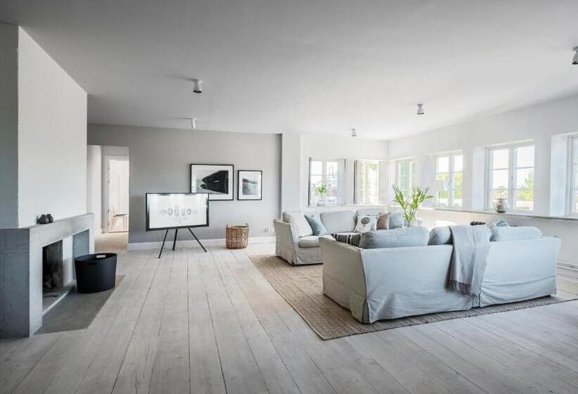 Люкс Повышенной Комфортности, Sands Hotell