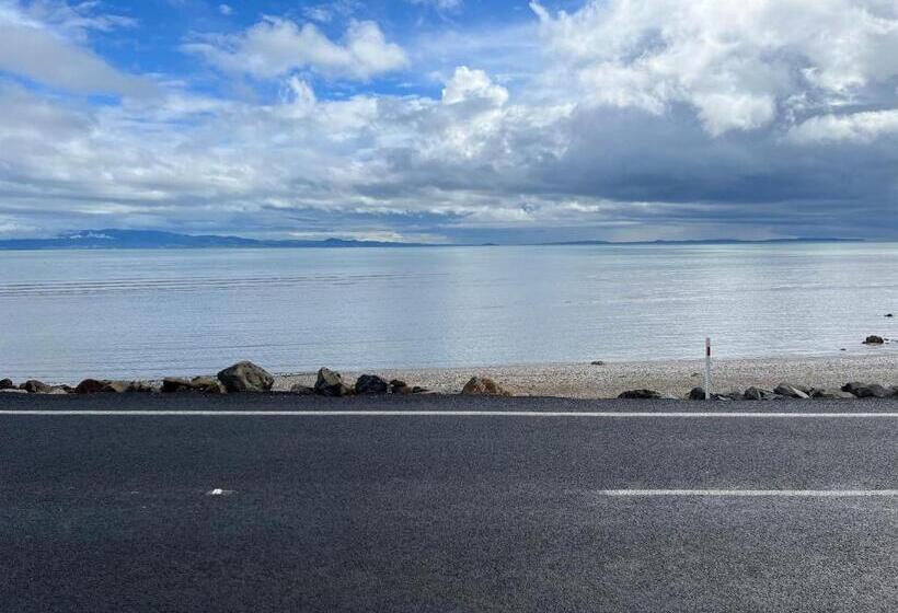 디럭스 스튜디오, Te Mata Bay Seaviews