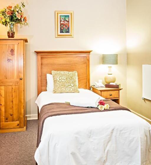 标准单人间, Nolangeni