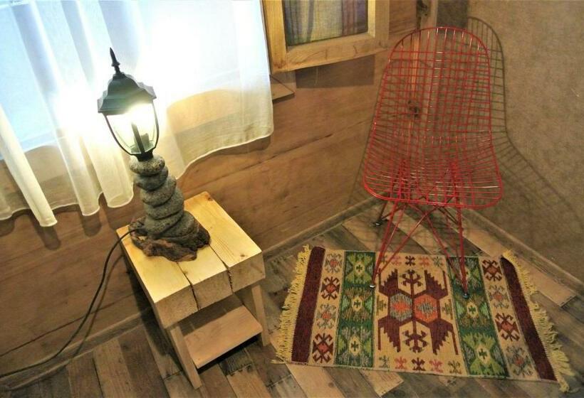 اتاق عادی, Wine Space