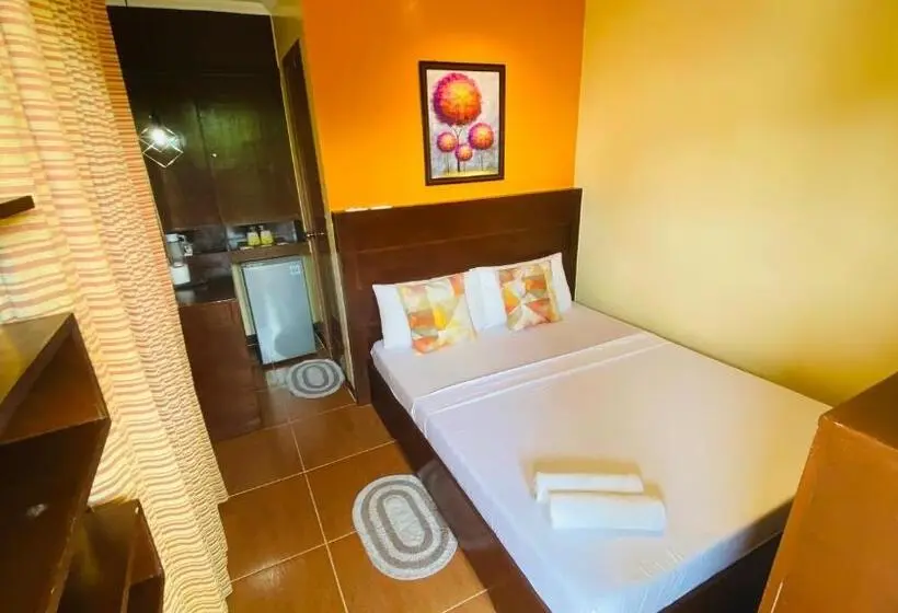اتاق اکونومی, Vicente Aguirre Rooms